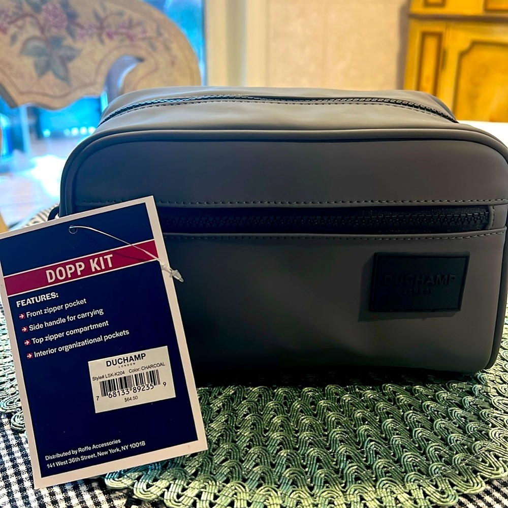 NWT Charcoal Duchamp Dopp Kitt, the ultimate travel companion.